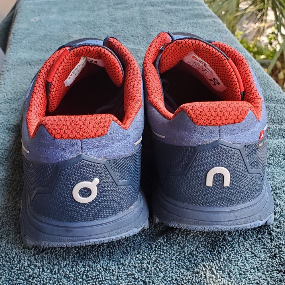 On Cloudventure Lightweight Trail Running Shoes - Picture 3 of 6